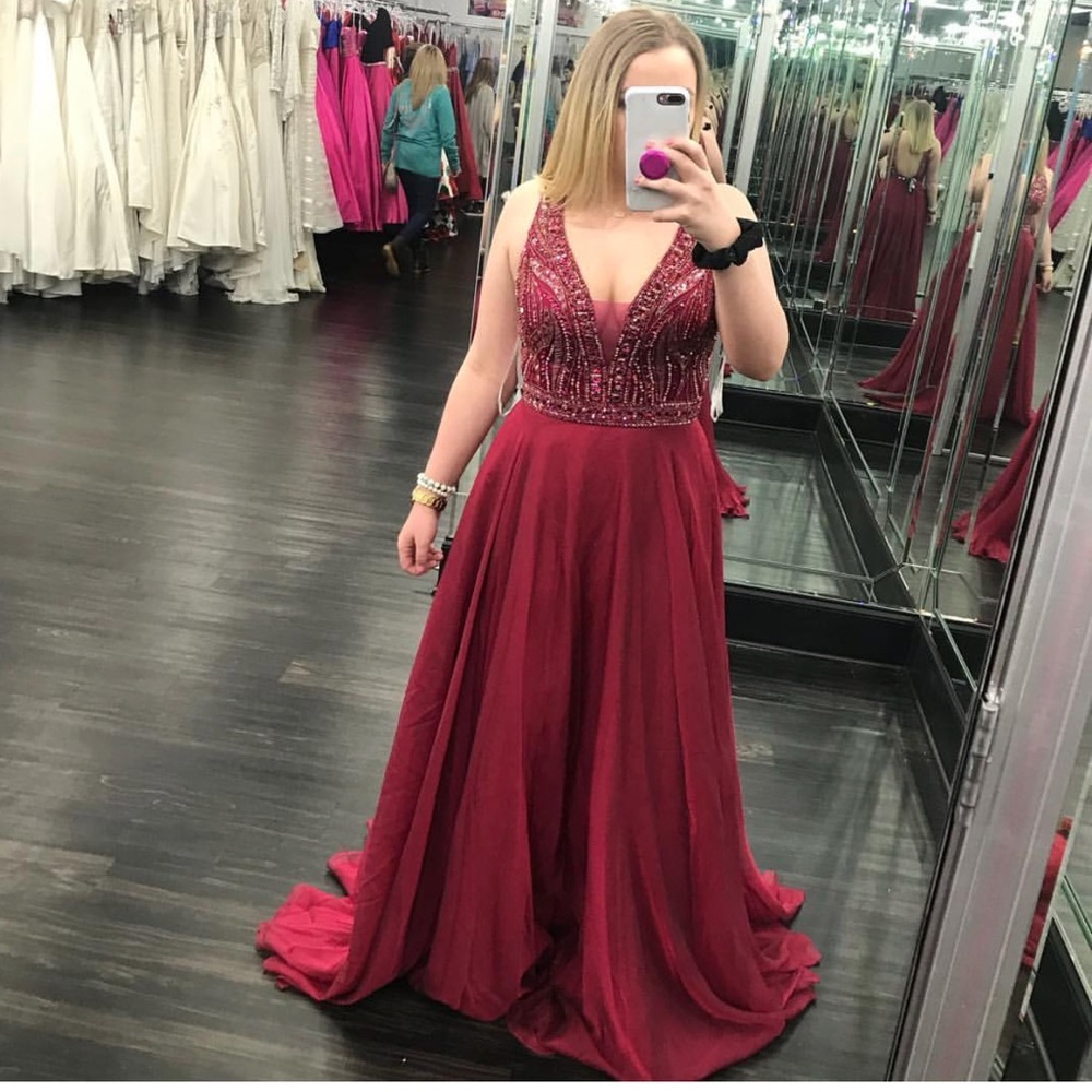 Wine Colored Sherri Hill Prom Dress Size 10